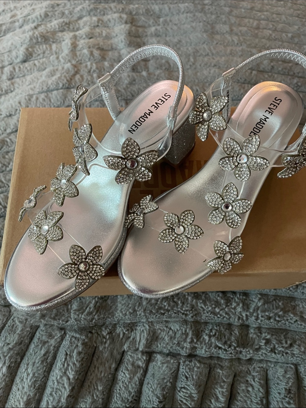 Steve Madden Silver Floral Jewel T-Strap Sandals